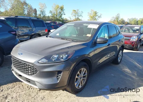 2021 Ford Escape Se z USA, uszkodzony, nr VIN 1FMCU9G68MUB33423